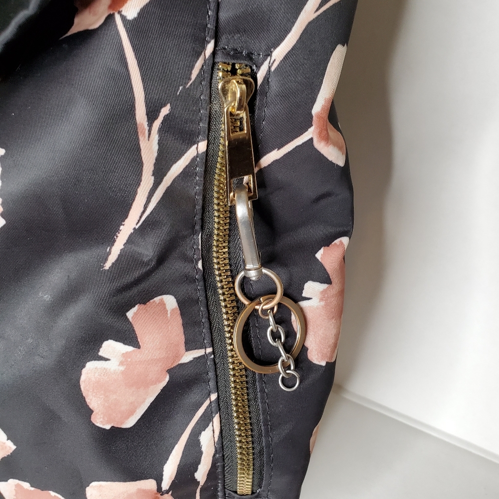 A New Day Black/Pink Flower Backpack - Picture 5 of 12